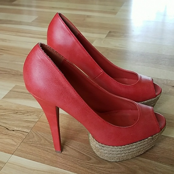 Today Only! $19 Dollhouse Savi Coral Heels - Picture 4 of 6